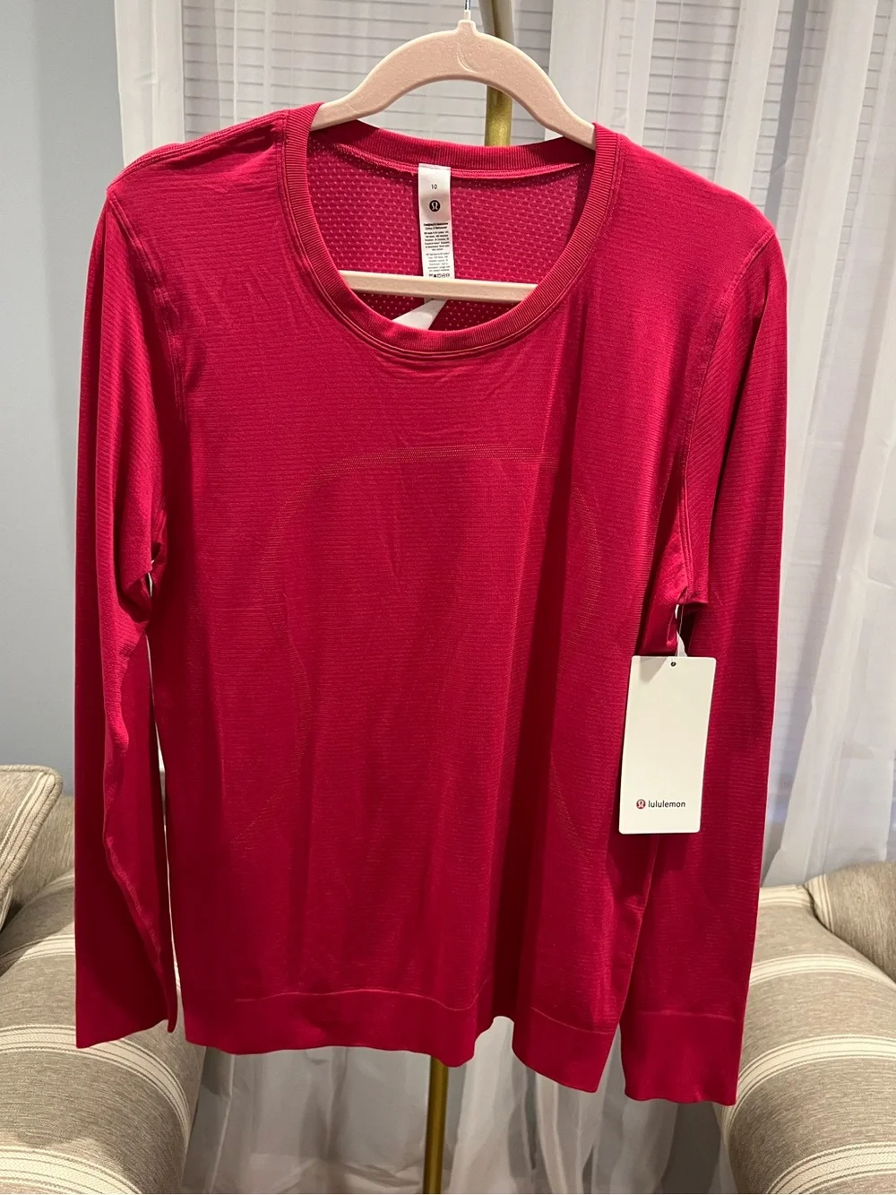 NWT LULULEMON SWIFTLY RELAXED LONG SLEEVE